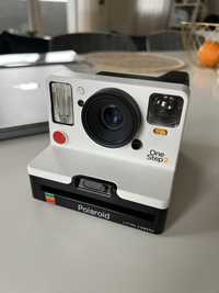 Polaroid OneStep 2 фотоапарат за моментни снимки