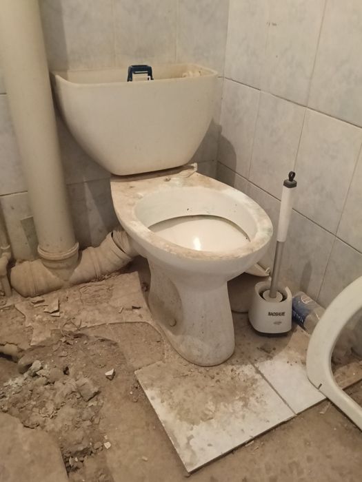 Продам унитаз б/у