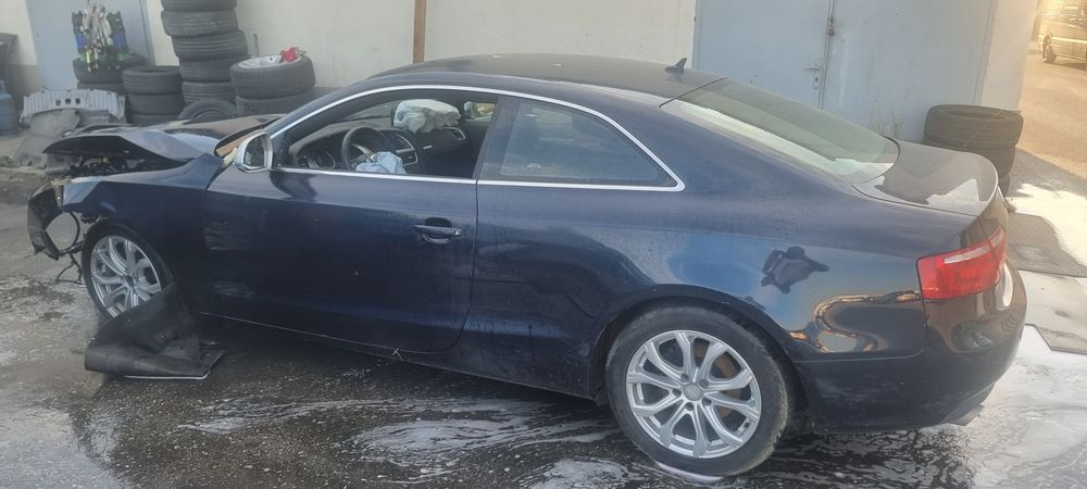 На части Audi A5 3.0 TDI Quattro 239 кс алкантара AMI Recaro ауди А5