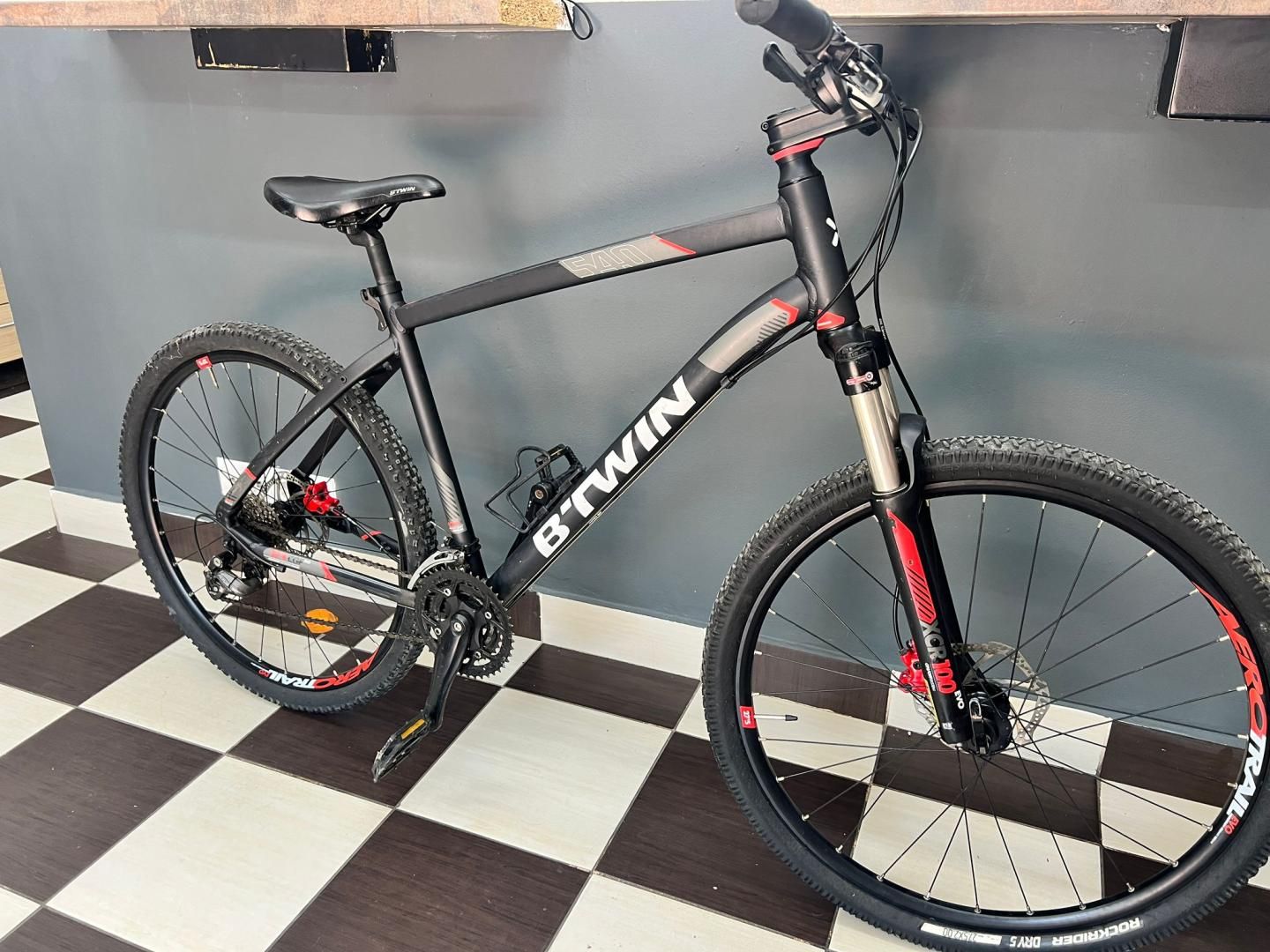 Btwin Rockrider 540 -I-
