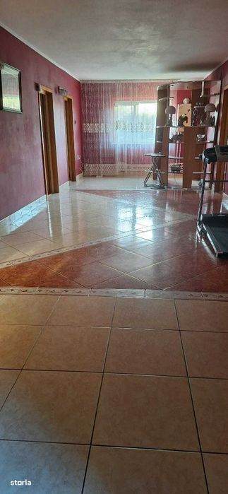 Mangalia vila P+1 zona Matei Basarab de vanzare