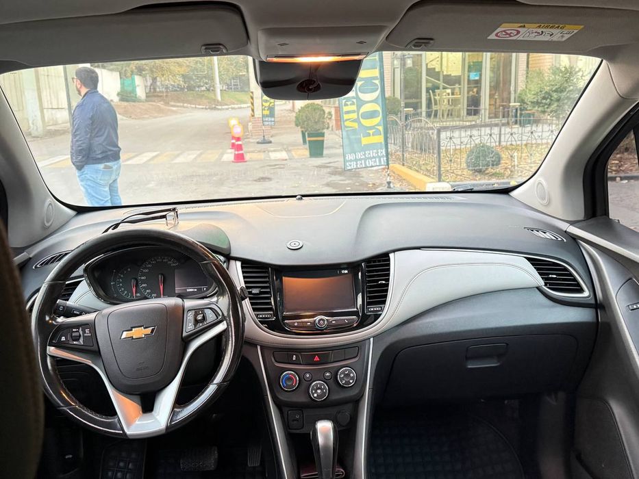 Tracker 1 premier idial holati