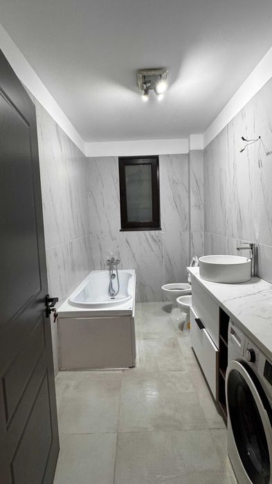 Apartament 2 camere plus parcare zona Pacii Militari  - 10 min metrou