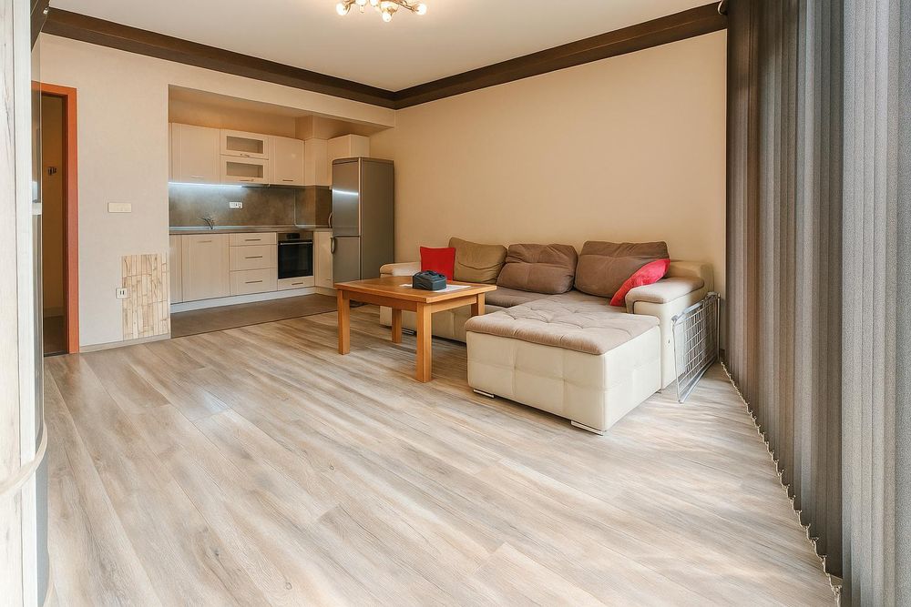 С входни такси и ПАРКОМЯСТО! Двустаен апартамент в жк. Остромила