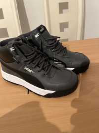 Pantofi sport " Puma"