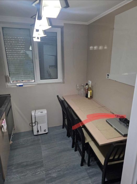 Sulina apartament 3 cam vand / schimb cu garsoniera plus diferenta
