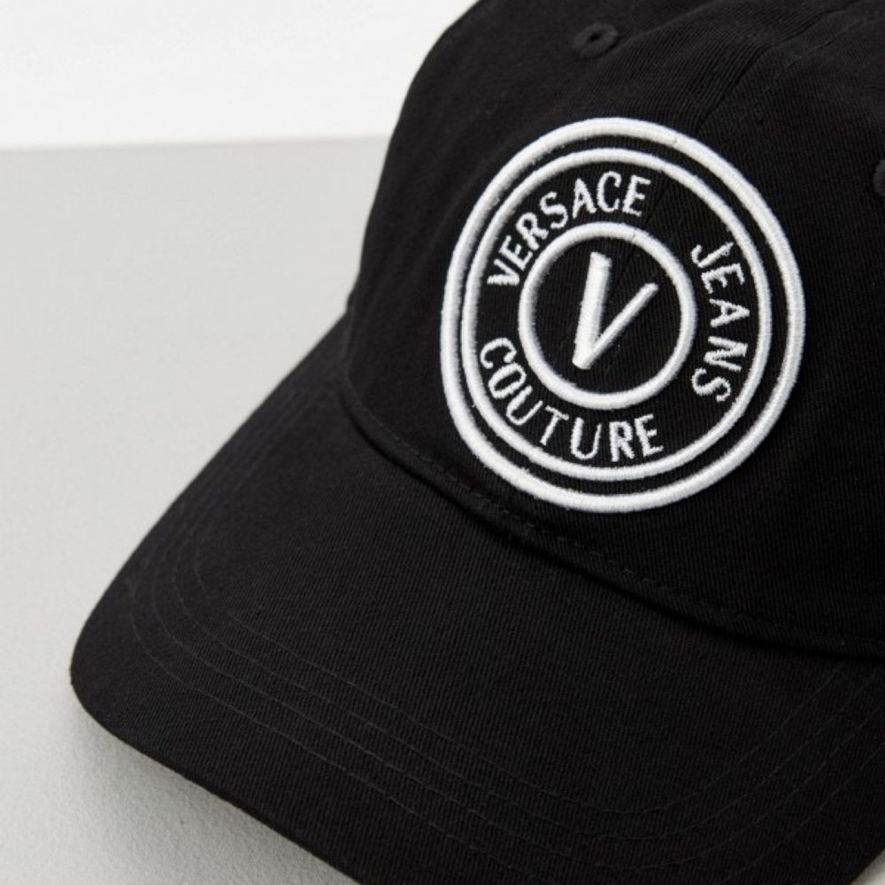 Оригинална шапка с козирка Versace Jeans Couture 78YAZK26 ZG366