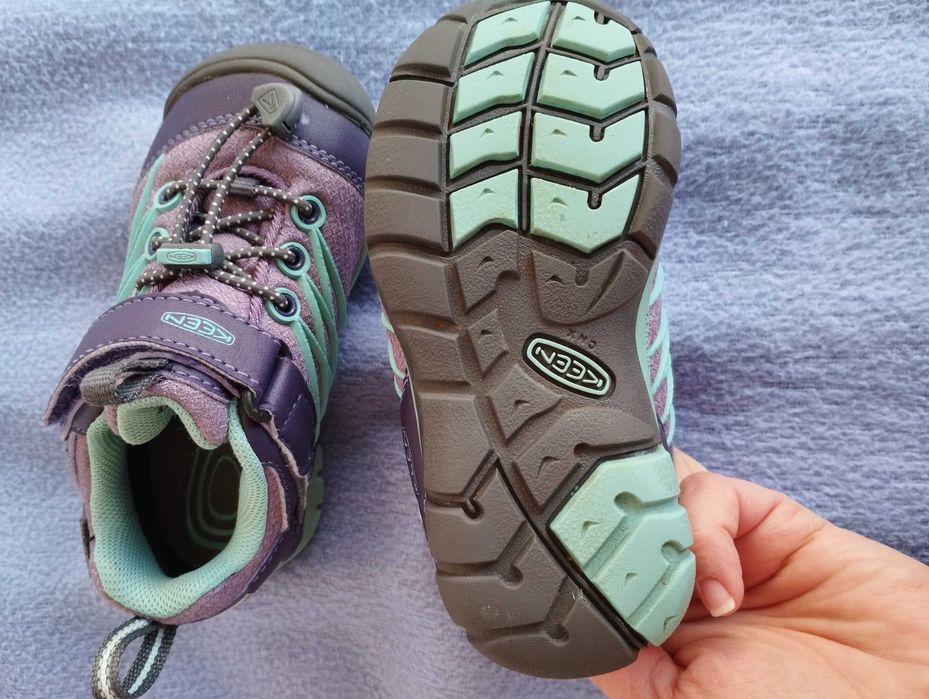 Обувки Keen waterproof номер 25/26.