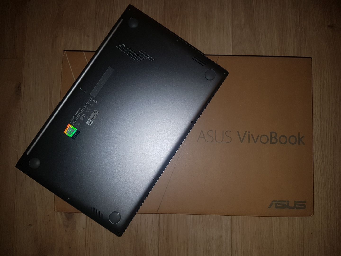 Laptop Asus VivoBook S435E, 14", i7, 16GB RAM, SSD 1TB, W 11 PRO