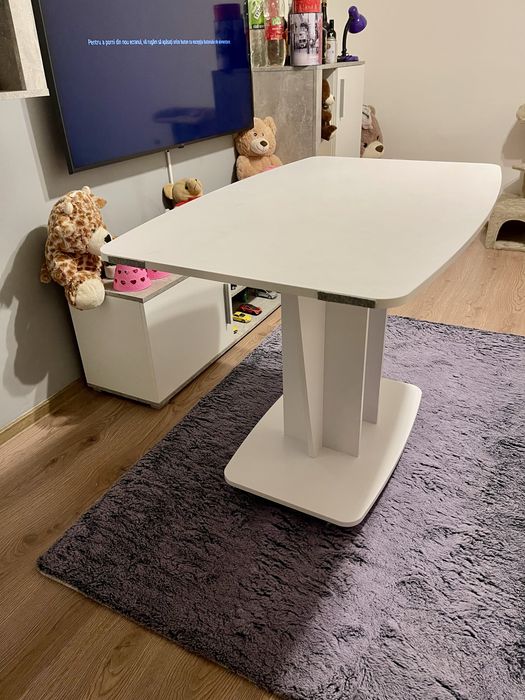 Masa Living • Bucatarie • Hol