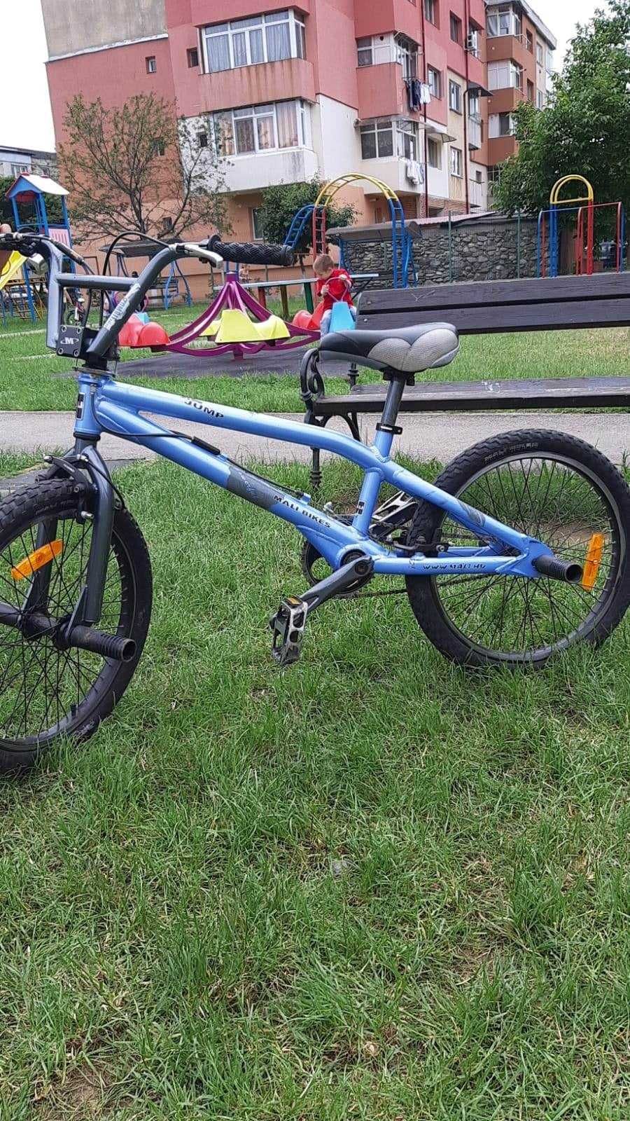 Bicicleta BMX MALI 2016