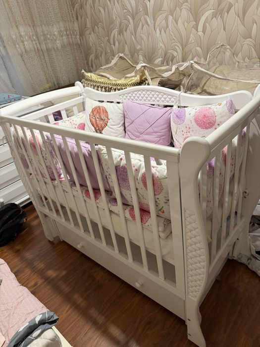 Кровать детская    детская кровать