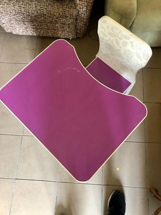 Vand masuta cu scaunel pentru copii