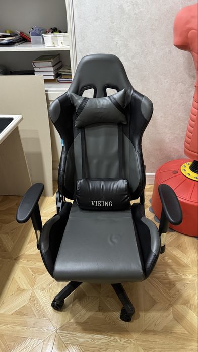 Продаю игровой стул в хорошем состоянии
