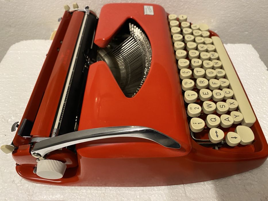Masina de scris tippa