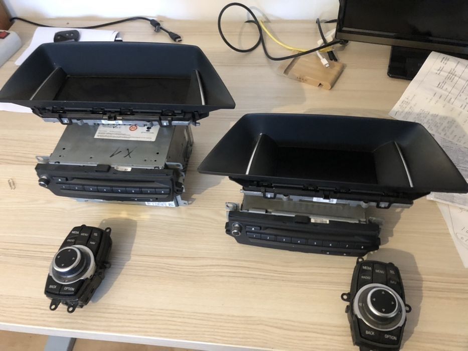 Vand navigatie gps cic profesionala Mare si mica bmw x1 e84 Display