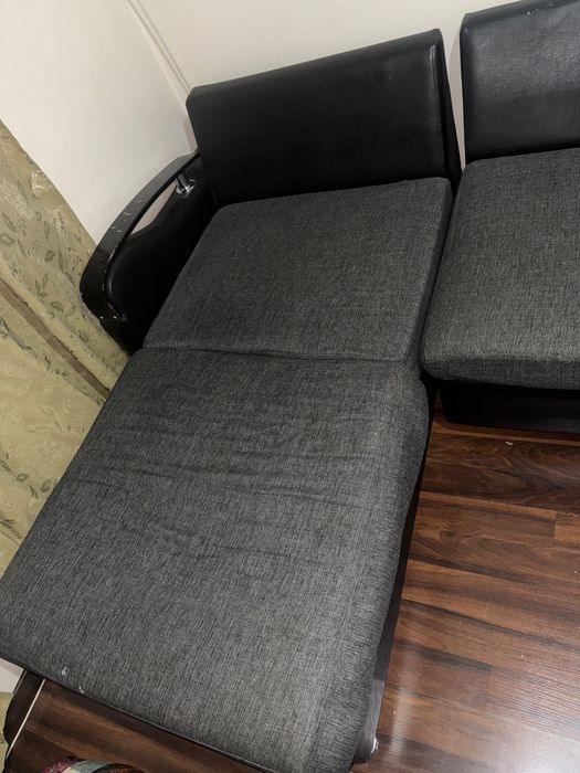 Диван б/у хорошего качества