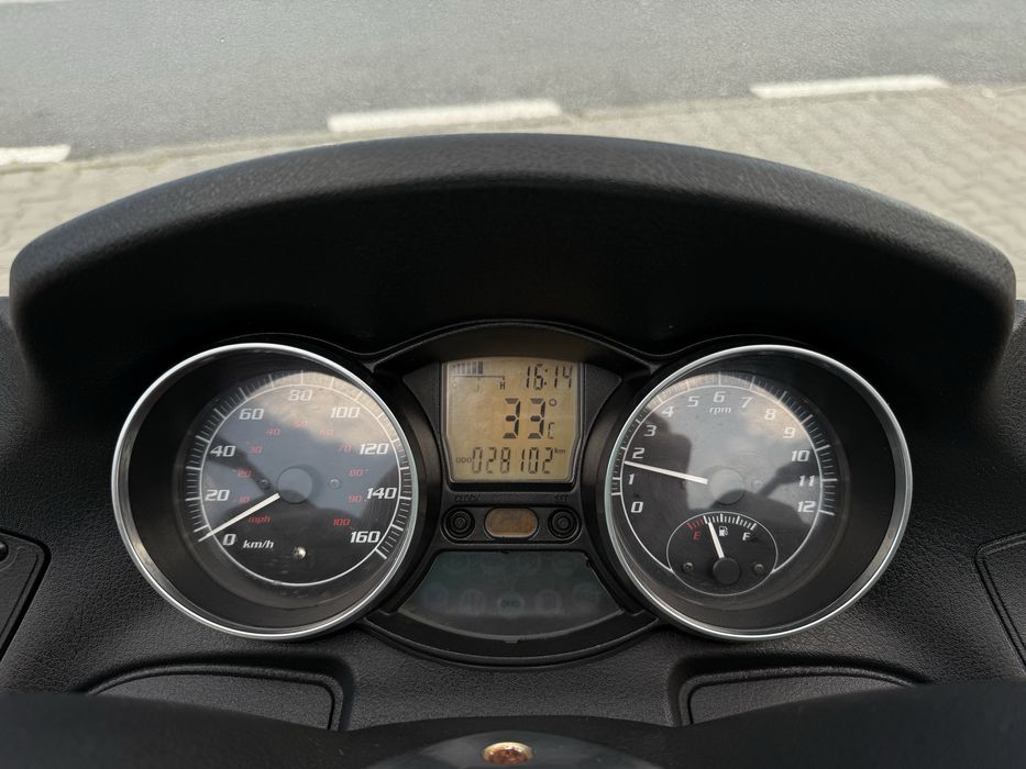 Piaggio MP3 LT  L5E cat B 2010 impecabil