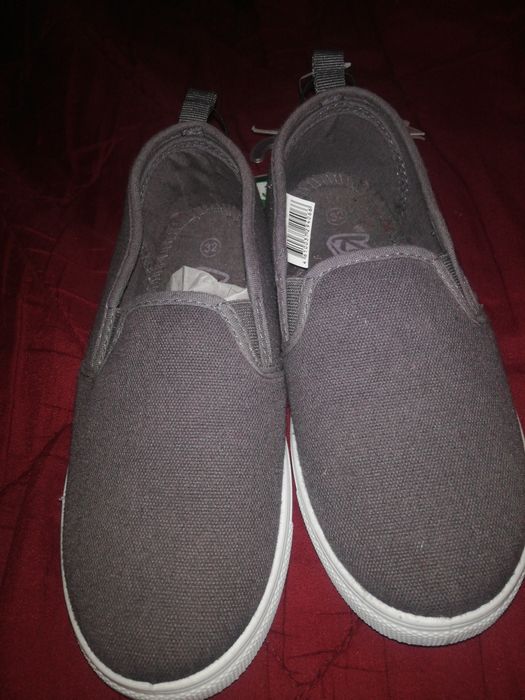 Кеды новые размер 32