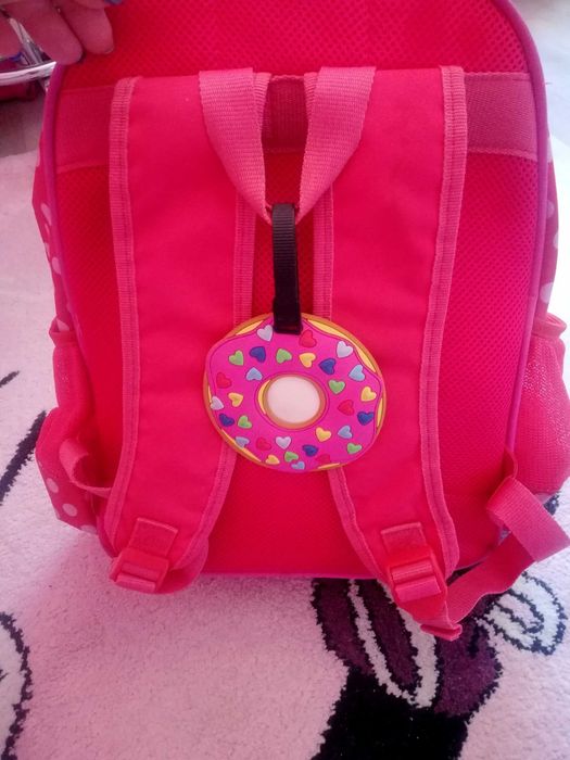 Две ученически раници и  още една по-малка