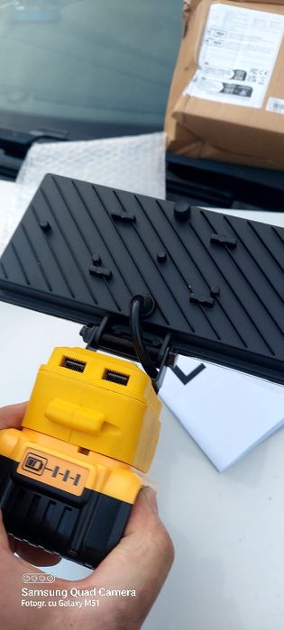 Reflector LED , 90W Super puternic Pe baterie D