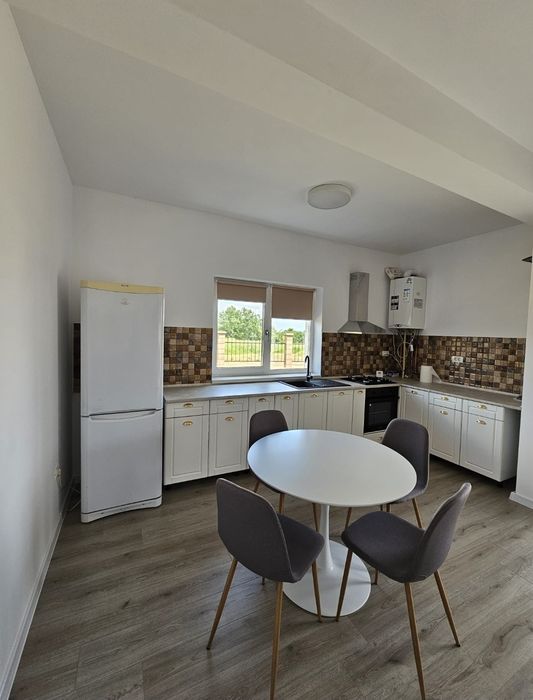 Inchiriez Urseni Mosnita Noua casa parter 2 dormitoare 2 bai