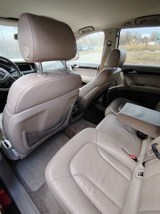 Detailing auto, curatare covoare, colțare,canapele