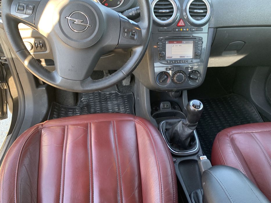 Opel Corsa -1.3 Diesel 95 cp Euro 5 Impecabila