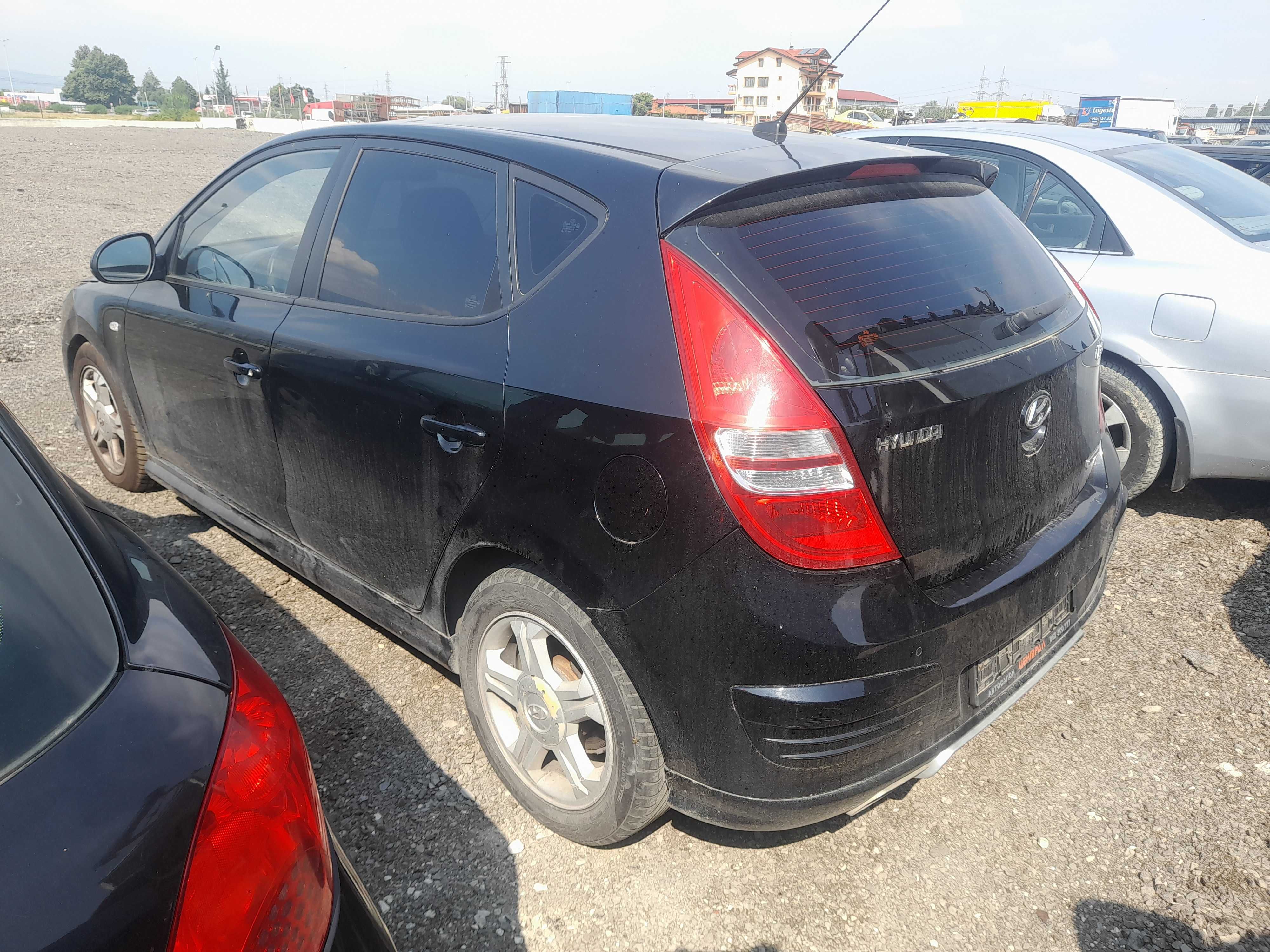 На части! Hyundai i30 1.6 CRDI