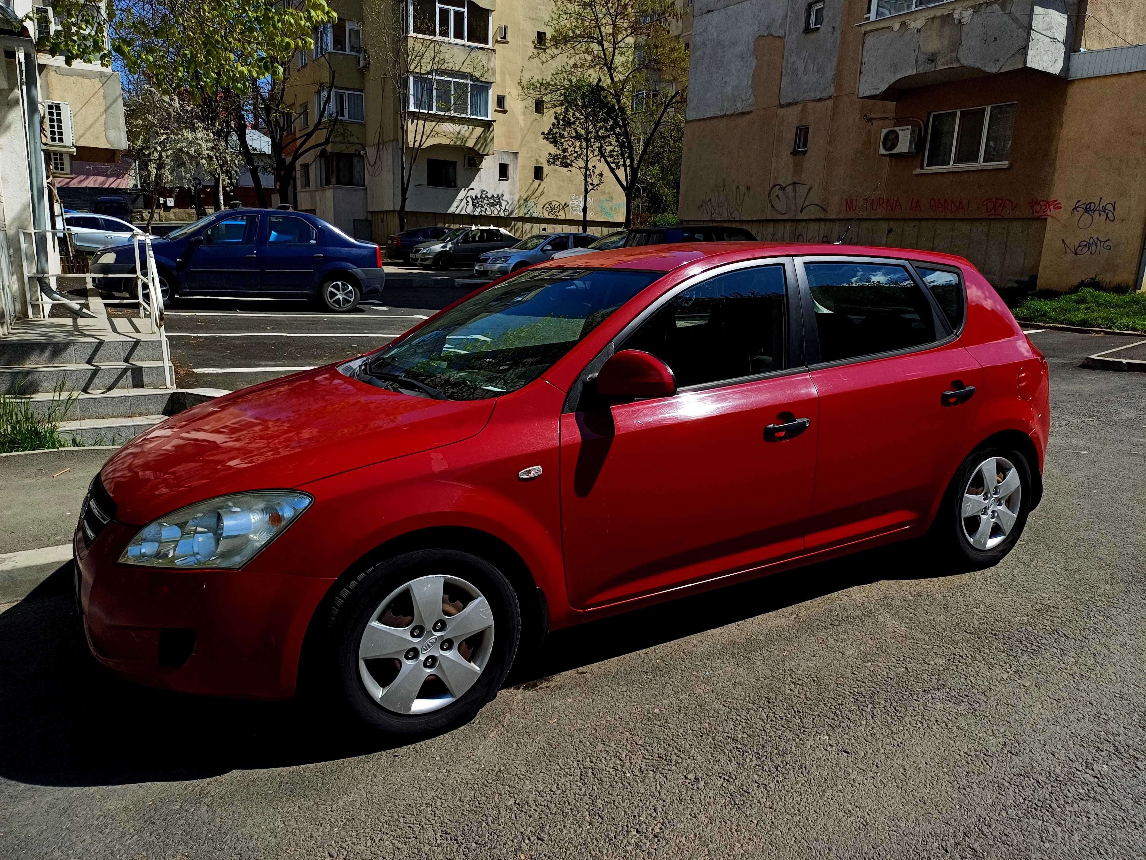 Vand Kia Ceed 2009 1.4 Benzina 109CP