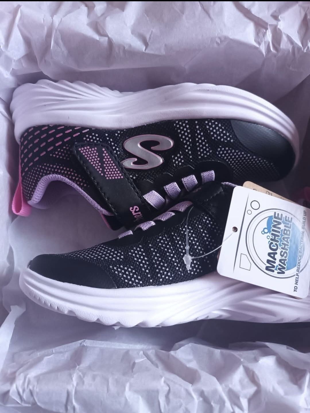 Skechers номер 27 нови