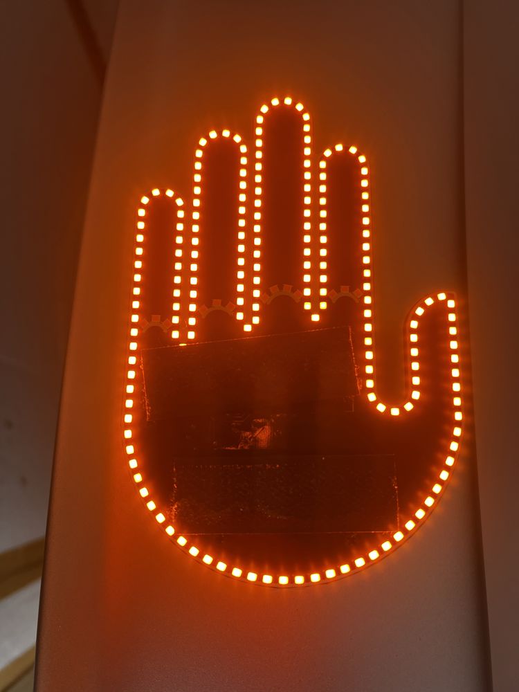 LED светлина ръка с три жеста