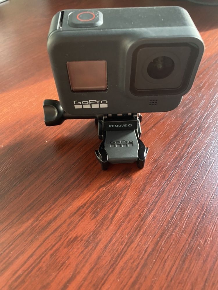 Продам экшн-камеру GoPro Hero 8 Black Edition новая