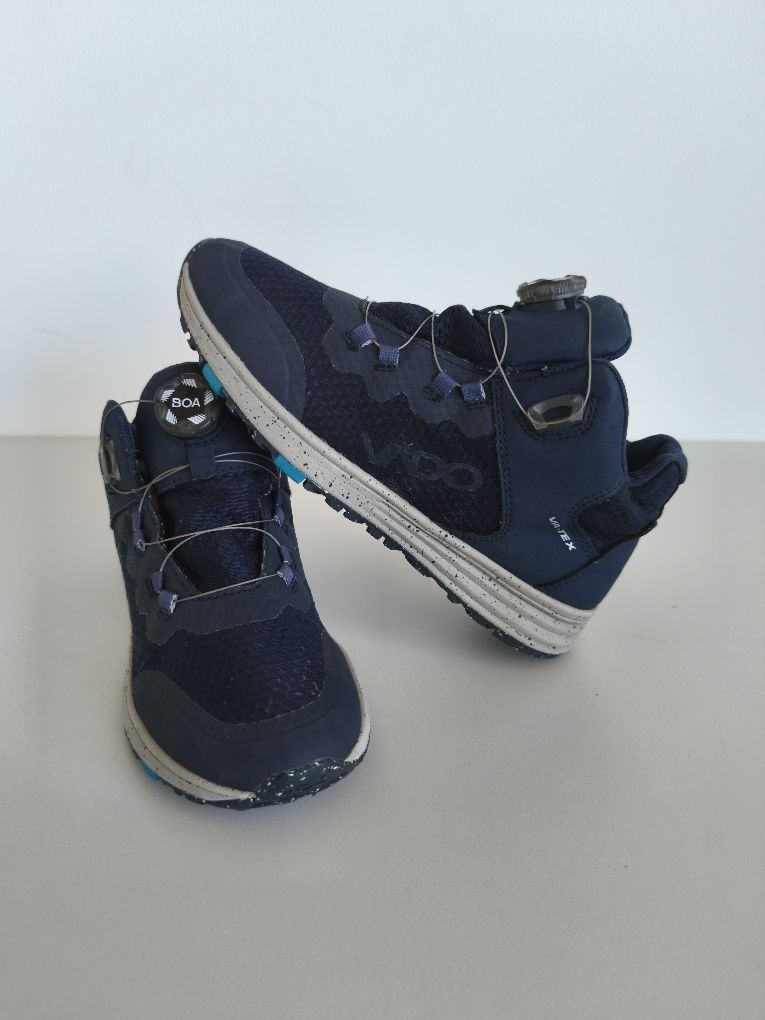 Incaltaminte VADO 37 (24cm)