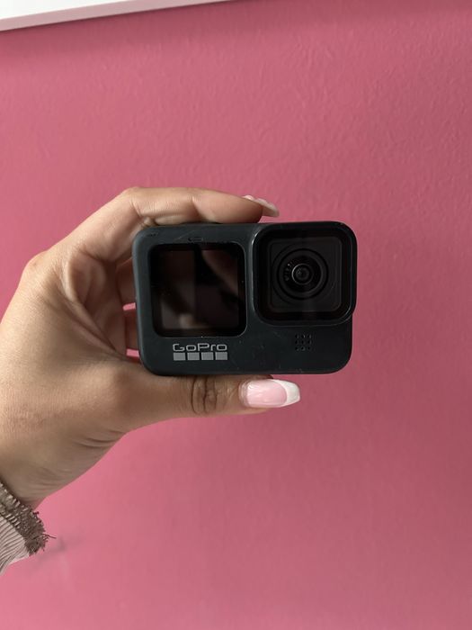 GoPro 9 със зарядно и калъф