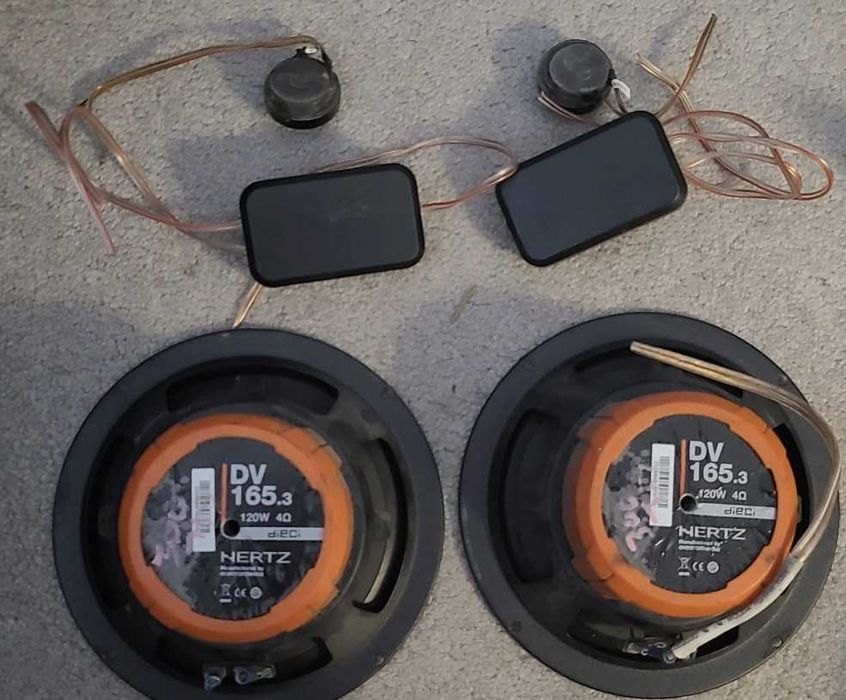 Говорители Hertz DSK 165.3 с пищялки и филтри