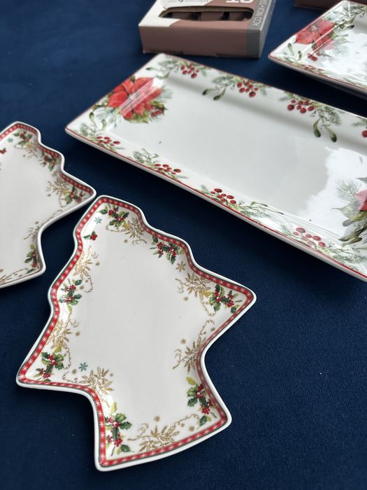 Новогодишни чинии, 1 снимка = 25 лв, всичко 50 лв