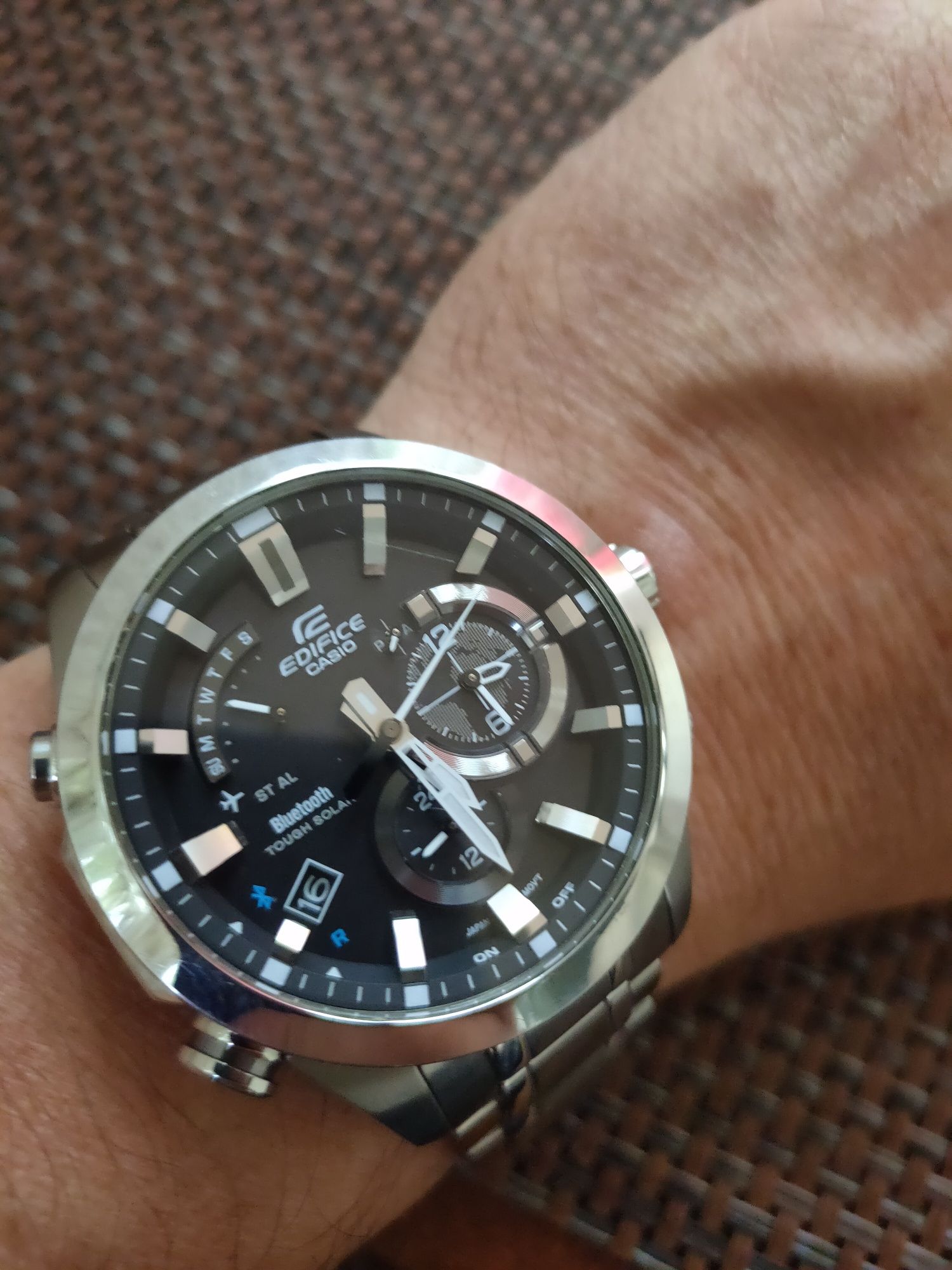 Casio Edifice EQB 510D-1AER.Splendid,pentru o viata!