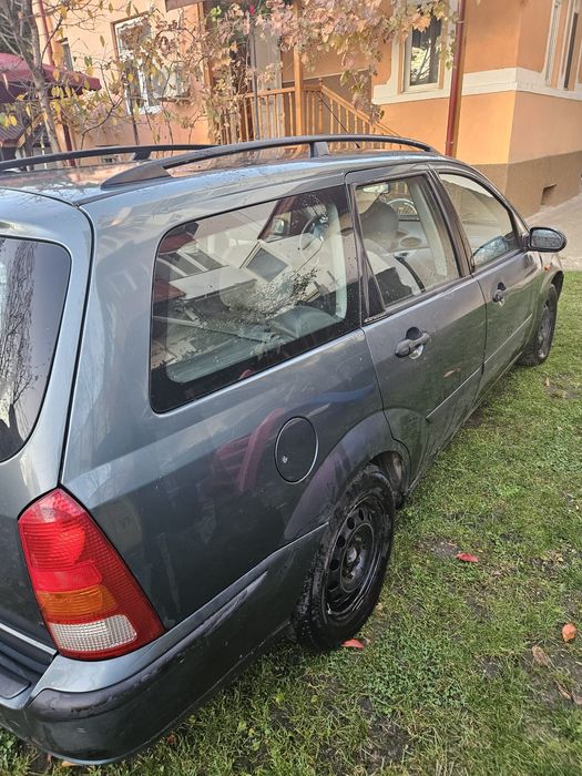 Ford focus 1 1,6 benzina an 2003 stare buna