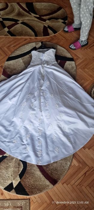 Vand rochie de mireasa