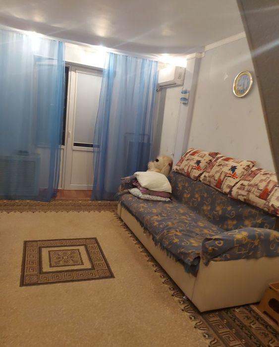 Сдам двухкомнатную квартиру на длительный срок