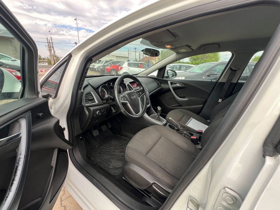 Opel Astra j 1.4i + GPL an 2014