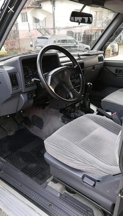Nissan Patrol y60