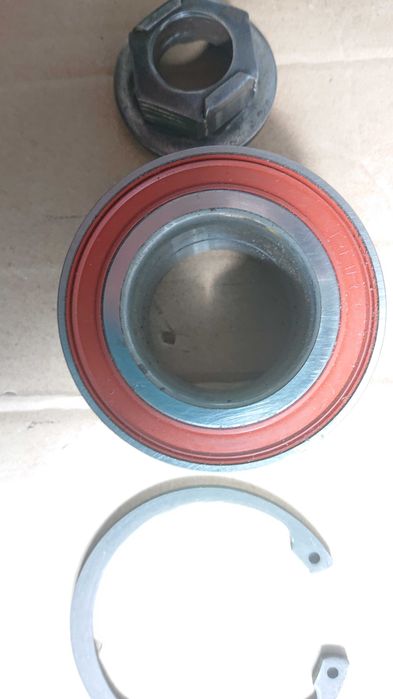 Нов лагер комплект FAG предна главина за форд фокус с ABS.