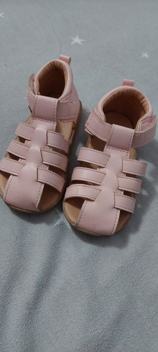 Sandale fetita diverse modele