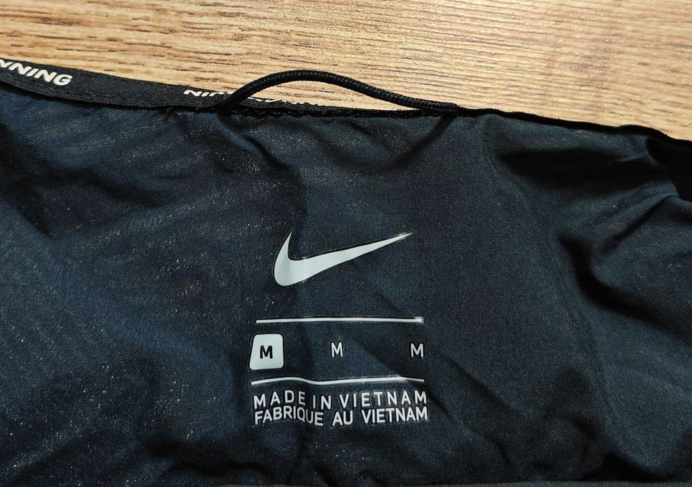 NIKE Оригинална дамска грейка / Яке Размер М