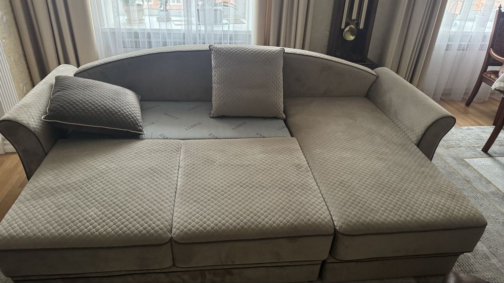 Диван доя зала в отличном состоянии