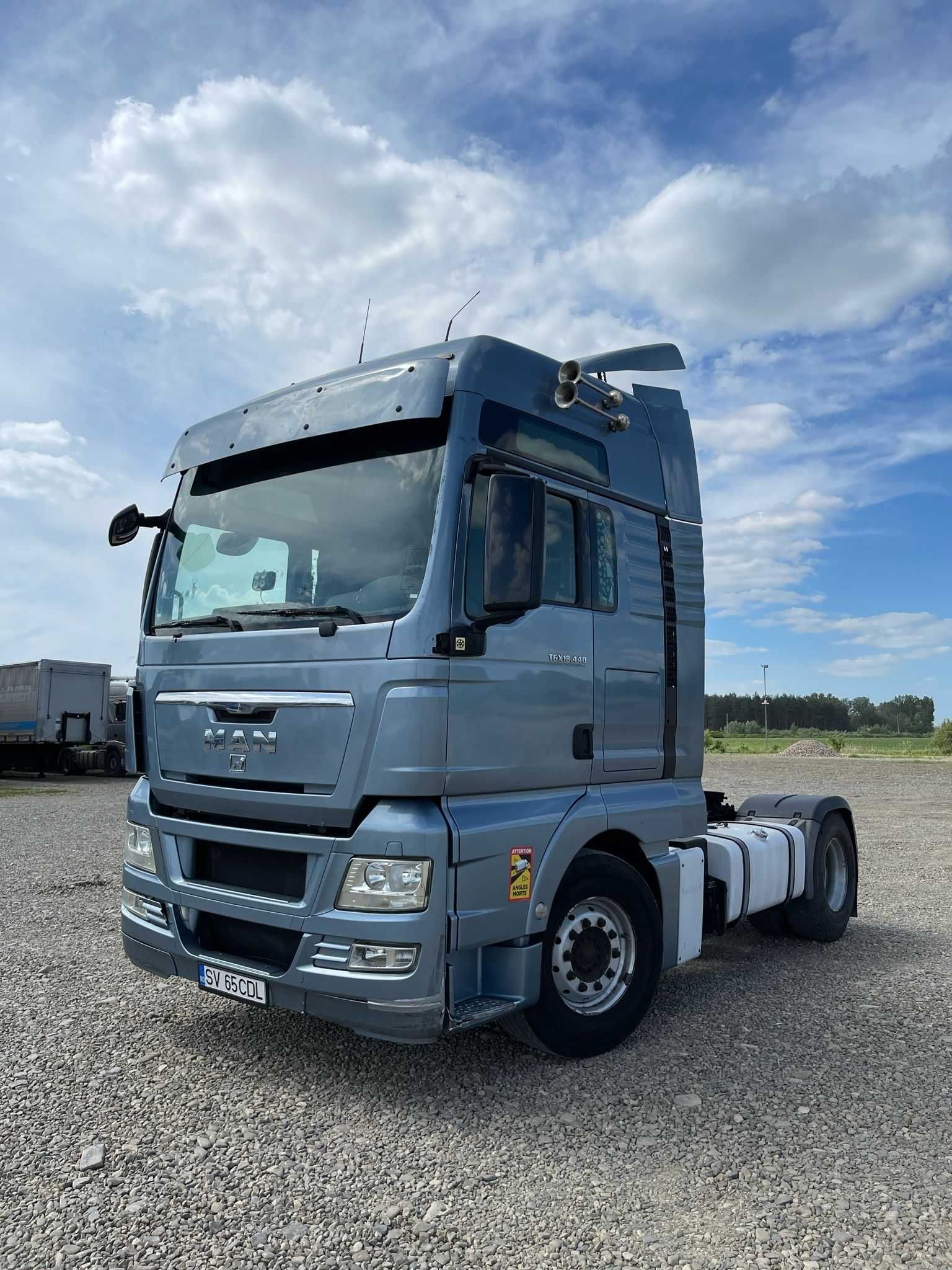 MAN TGX 18.440 — E5 2012