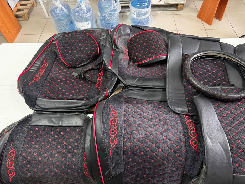 Продам комплект чехлов