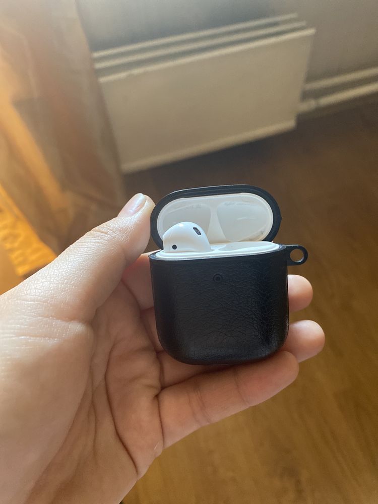 Airpods новый оригинал